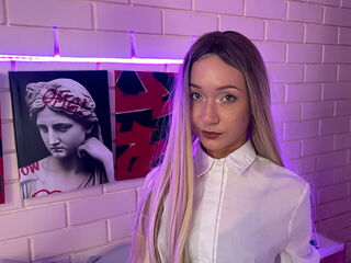 kinky webcam model LisaSchneider