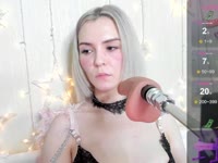 Hello, I m Kaya ♥Student, majority is psychology of marketing. I love to be here, to explore my sexuality and to share energy with u.Love to play with my fuckmachine, so join my room for the hot show