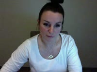 Hey ik ben Nina. Korte intro .. ik ben klein van stuk maar groots in presence, love it. Dominant op een speelse manier.ik hou van nieuwe uitdagingen! Oeh, ik voel de vibes al ..