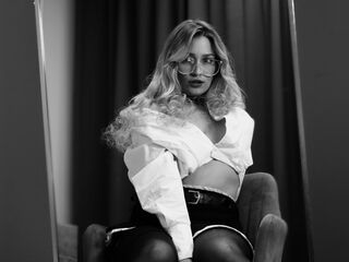 chatroom sex AugustineMoore