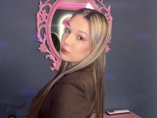 cam whore live DarnellCalvani