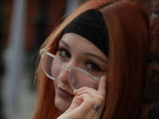 webcam hooker EmeraldClyatt