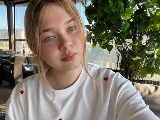 hot cam girl fingering pussy KendallHennig