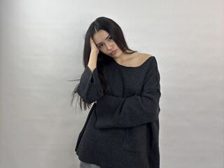 camgirl playing with dildo LoveCusatis