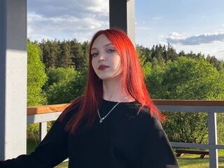 webcamgirl livesex MagaretMontie