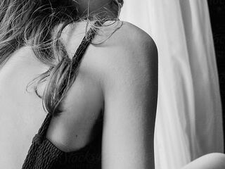 erotic webcam RemaRoy