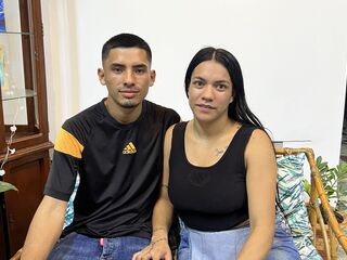 webcam striptease show LinaAndMateo