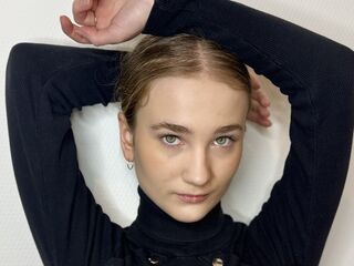 camgirl chatroom AdamMcghin