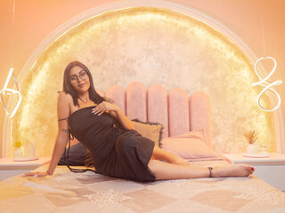 hot cam girl masturbating AishaCarpenter