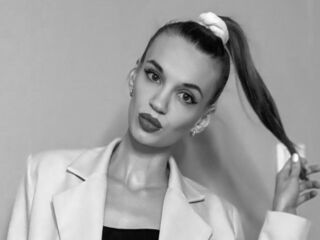 naked girl with webcam masturbating with sextoy AlexaSunchez