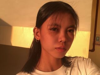 naughty camwhore AnnahGrace