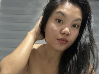 closeup web cam AranyaMax