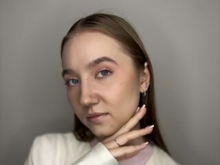 naked webcam girl masturbating AudreyHermet