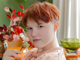 cam strip tease AuroraGlo