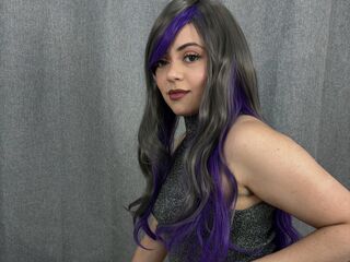 camgirl masturbating with sextoy BonieBenett