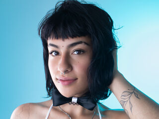 camgirl playing with sex toy BrianaBlake