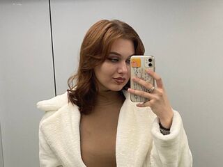 adult webcam chat room BrynnMeury