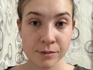 camwhore shaved pussy BuenaRiblet