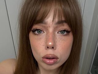 live chatroom CaitlinBlethen