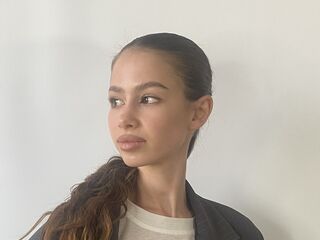 hot cam show CarlynKernell