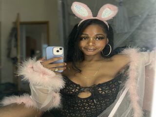 camgirl pic CeceMercedes