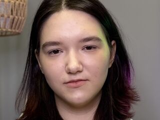 webcam babe chat room CecilleBonavita