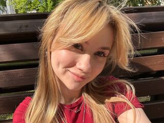 naughty chatroom CelestineVale