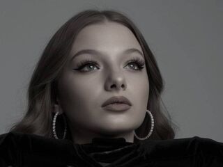 chat room live sex CreolaScheidler