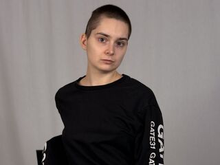 camgirl playing with sex toy CrissyDevera