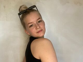 camgirl porn cam DebraHallin