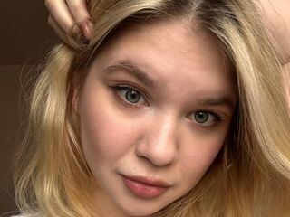 naughty camwhore DebrahPloeger