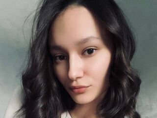 naked girl with webcam masturbating ElianaAdelizzi