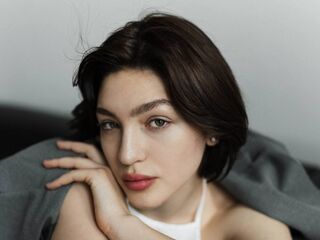 girl showing pussy ElvieTorbett