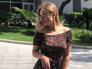 strippercam EmileeBeyale