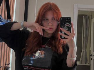 adult liveshow EmmaMinis