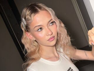 naked girl with webcam FelicaTapper