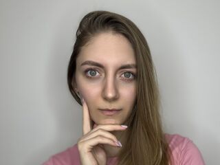 bedroom live cam GenevaAndrode