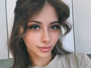 hot naked webcamgirl GigiTijerino