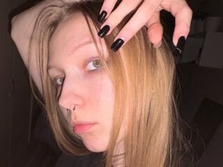 camgirl playing with sex toy GriselCammarano