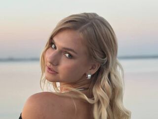 live sex cam HelenPetrini