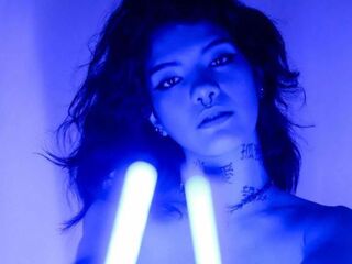 hot cam girl masturbating with vibrator HinataDarky