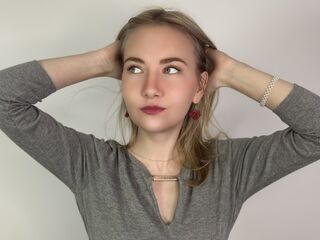 cam whore livesex HisakoHenn