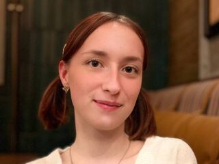 free nude live show IdaZeccardi
