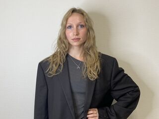 chatrubate cam girl picture IrinaVelzeboer