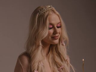 masturbating camgirl IvyAvery