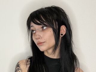 live webcam girl IzettaBishel