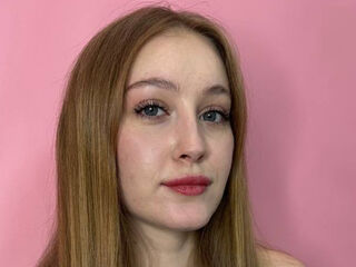naked girl with webcam masturbating with sextoy JacalynGraciani