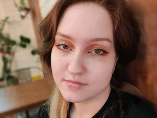 camslut topless JannetteCasias