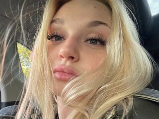 naked camgirl picture JinEvjen