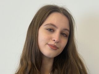 camgirl spreading pussy JordanYarman